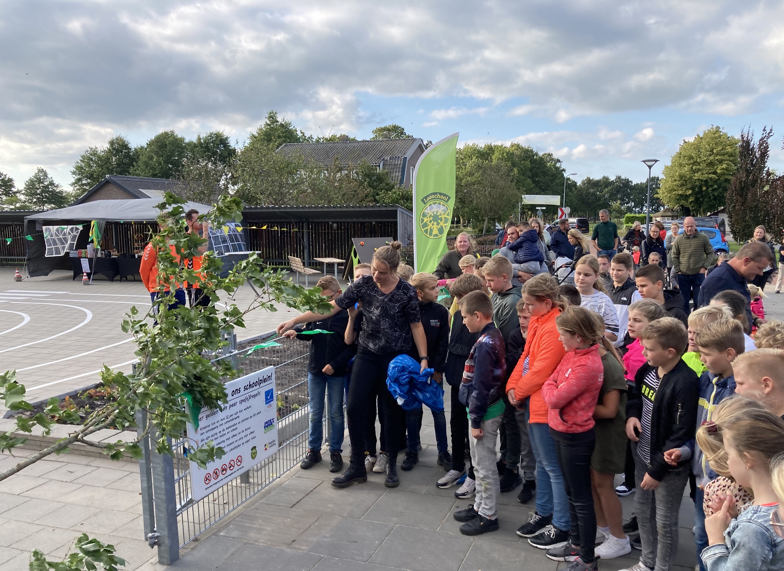 Opening plein Looschool 2